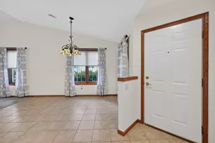 669 Springbrook Cir, DeForest, WI 53532 - Photo 6