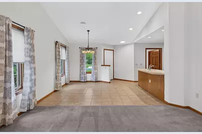 669 Springbrook Circle, DeForest, WI 53532 - Photo 10