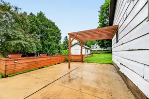 901-903 2nd St, New Glarus, WI 53574 - Photo 24