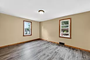 901-903 2nd St, New Glarus, WI 53574 - Photo 8