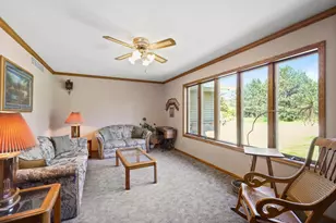 6635 Sunset Dr, Verona, WI 53593 - Photo 6