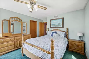 6635 Sunset Dr, Verona, WI 53593 - Photo 14