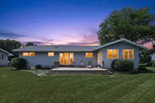 1523 East St, Black Earth, WI 53515 - Photo 4