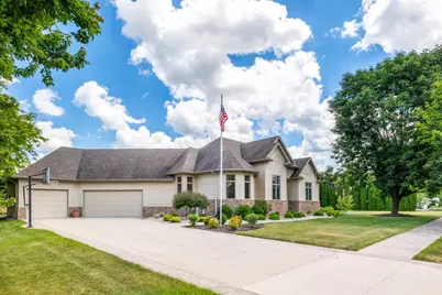 1015 Thomas Street, Ripon, WI 54971 - Photo 2