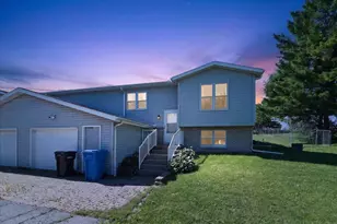 2267 Manley Dr, Sun Prairie, WI 53590 - Photo 1