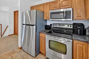 2267 Manley Dr, Sun Prairie, WI 53590 - Photo 18