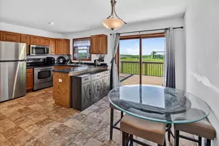 2267 Manley Dr, Sun Prairie, WI 53590 - Photo 14
