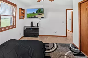 2267 Manley Dr, Sun Prairie, WI 53590 - Photo 28