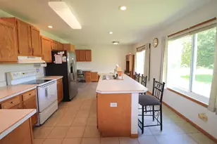 2209 S Ellis Rd, Janesville, WI 53548 - Photo 2