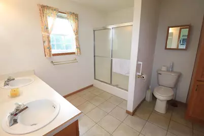 2209 S Ellis Road, Janesville, WI 53548 - Photo 10