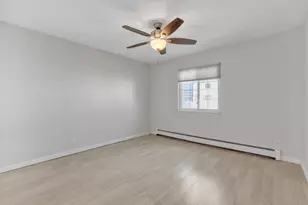 2134 Allen Blvd, Middleton, WI 53562 - Photo 14
