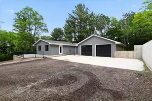 2226 N Britt Rd, Janesville, WI 53548 - Photo 2