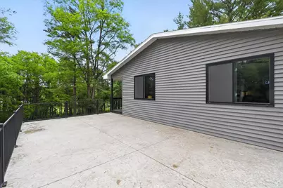 2226 N Britt Road, Janesville, WI 53548 - Photo 8