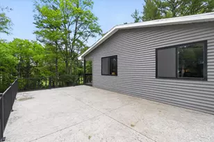2226 N Britt Rd, Janesville, WI 53548 - Photo 8