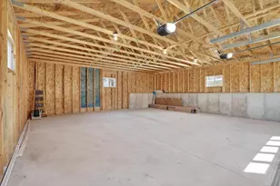 2226 N Britt Rd, Janesville, WI 53548 - Photo 6