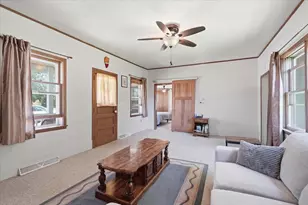 338 Almeron St, Janesville, WI 53536 - Photo 10