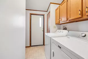 4823 Schoen Rd, Racine, WI 53182 - Photo 30