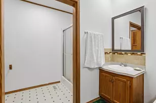 526 Freedom Ln, Wisconsin Dells, WI 53965 - Photo 10