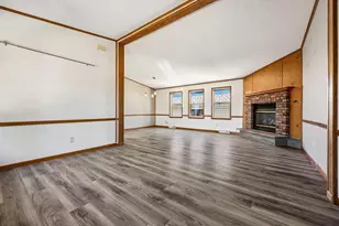 504 Harbor Heights Dr, Racine, WI 53185 - Photo 8
