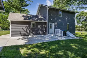 570 Academy Dr, Edgerton, WI 53534 - Photo 28