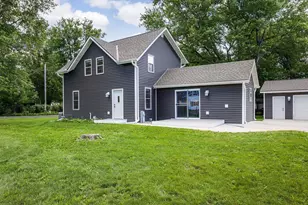570 Academy Dr, Edgerton, WI 53534 - Photo 1