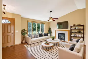 6 Autumn Jade Ct, Madison, WI 53719 - Photo 1