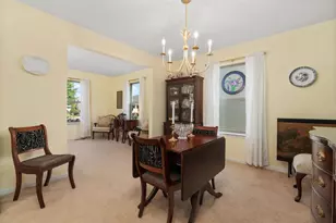 185 Moorland Pl, Sun Prairie, WI 53590 - Photo 4