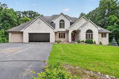 5035 N Northwood Trace, Janesville, WI 53545 - Photo 10