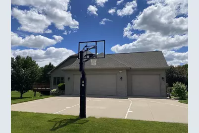 3546 Dekalb Lane, Neenah, WI 54956 - Photo 4