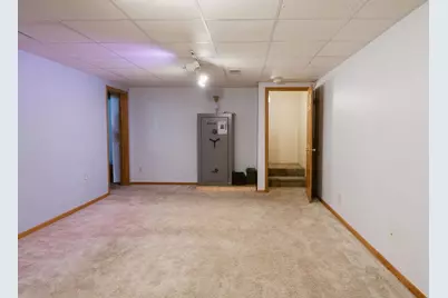 6702 N Abey Court, Janesville, WI 53536 - Photo 12