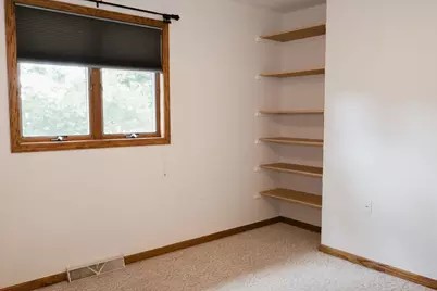 6702 N Abey Court, Janesville, WI 53536 - Photo 8