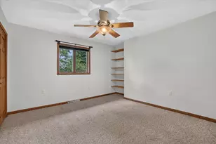 6702 N Abey Ct, Janesville, WI 53536 - Photo 16
