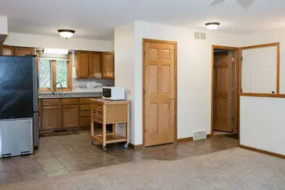 6702 N Abey Court, Janesville, WI 53536 - Photo 4