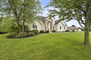 107 Red Fox Dr, Johnson Creek, WI 53038 - Photo 48