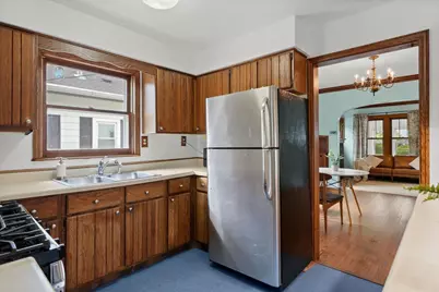 2653 E Johnson Street, Madison, WI 53704 - Photo 12