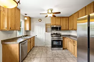 1417 Wyoming Way, Madison, WI 53704 - Photo 8