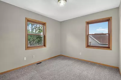 215 Roosevelt Avenue, Beloit, WI 53511 - Photo 20