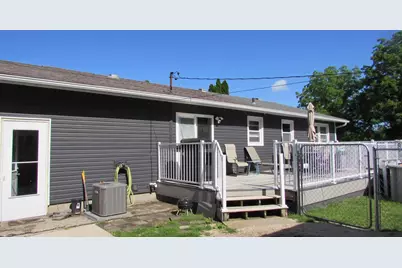 2387 S Park Avenue, Beloit, WI 53511 - Photo 24