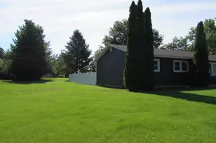 2387 S Park Ave, Beloit, WI 53511 - Photo 4