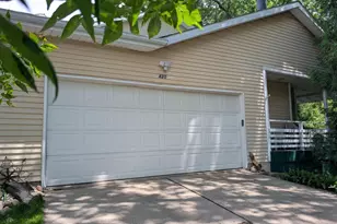 420 Melody Ln, Verona, WI 53593 - Photo 6