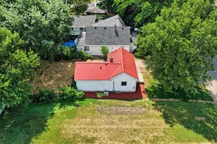 219 Memphis Ave, Madison, WI 53714 - Photo 4