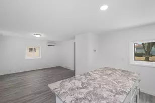219 Memphis Ave, Madison, WI 53714 - Photo 10