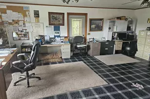 6904 E Buckeye Rd, Madison, WI 53718 - Photo 8