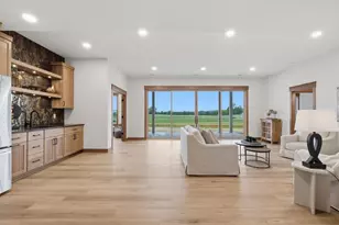 6651 Lucas Ln, Sun Prairie, WI 53598 - Photo 44