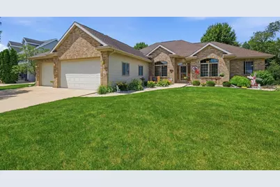 738 Weald Bridge Road, Cottage Grove, WI 53527 - Photo 2