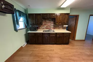 1838 S Osborne Ave, Janesville, WI 53546 - Photo 8