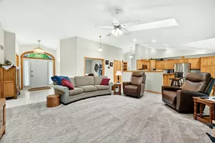6101 Holscher Rd, Mcfarland, WI 53558 - Photo 4