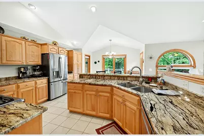 6101 Holscher Road, Mcfarland, WI 53558 - Photo 10