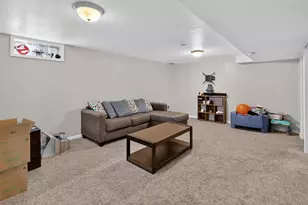 3179 S Davis Dr, Beloit, WI 53511 - Photo 28