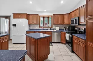 3179 S Davis Dr, Beloit, WI 53511 - Photo 14